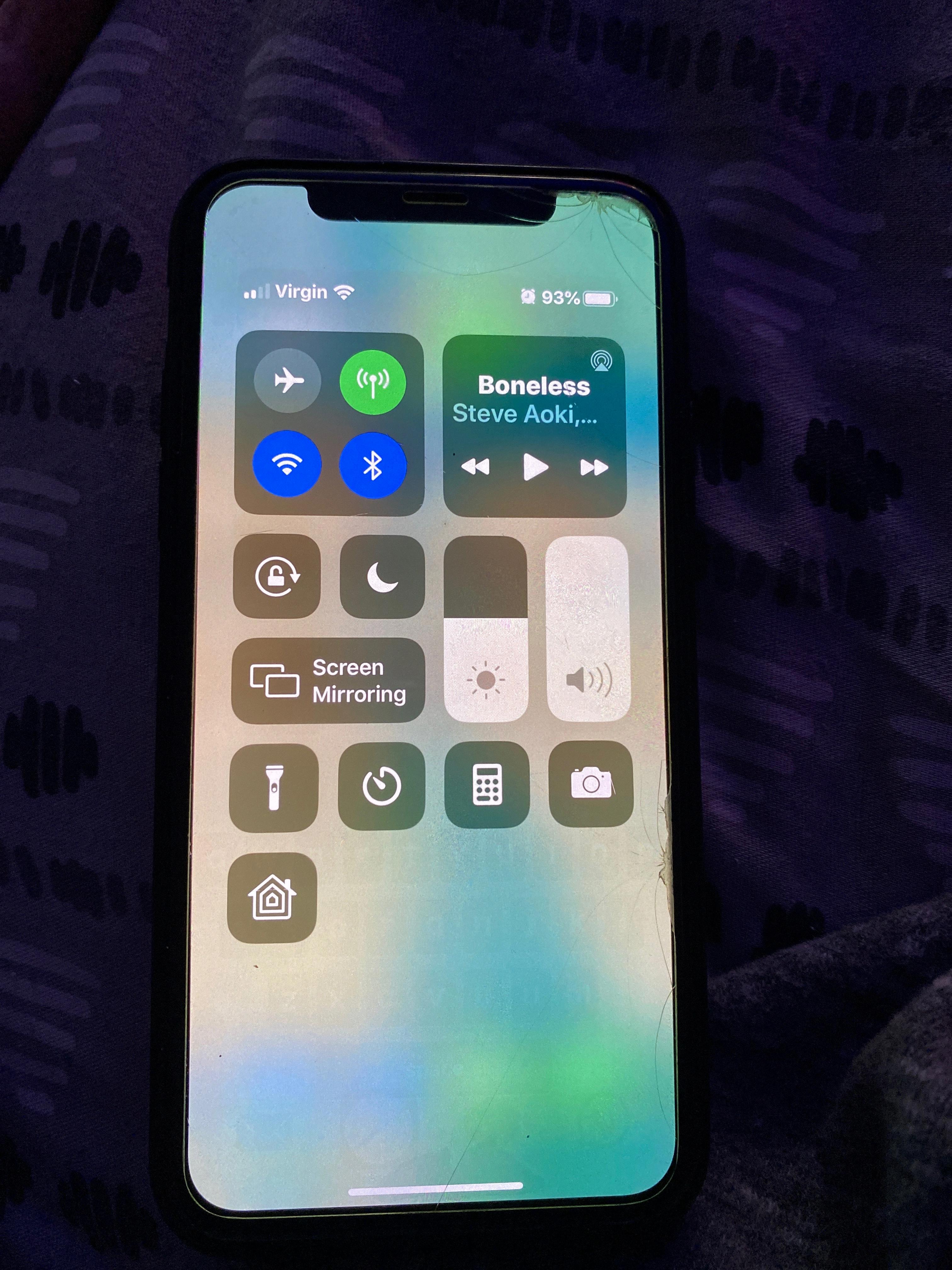 Why Does Your iPhone Keep Dimming? 1