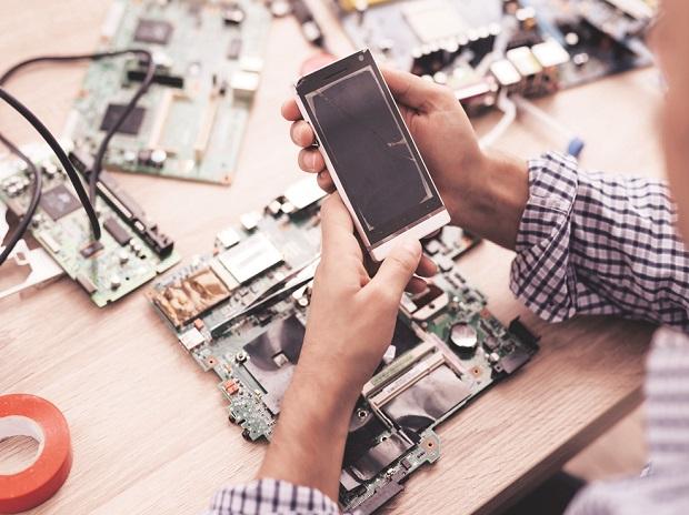A Simple Guide to Testing Hardware Modules for Better Performance 1