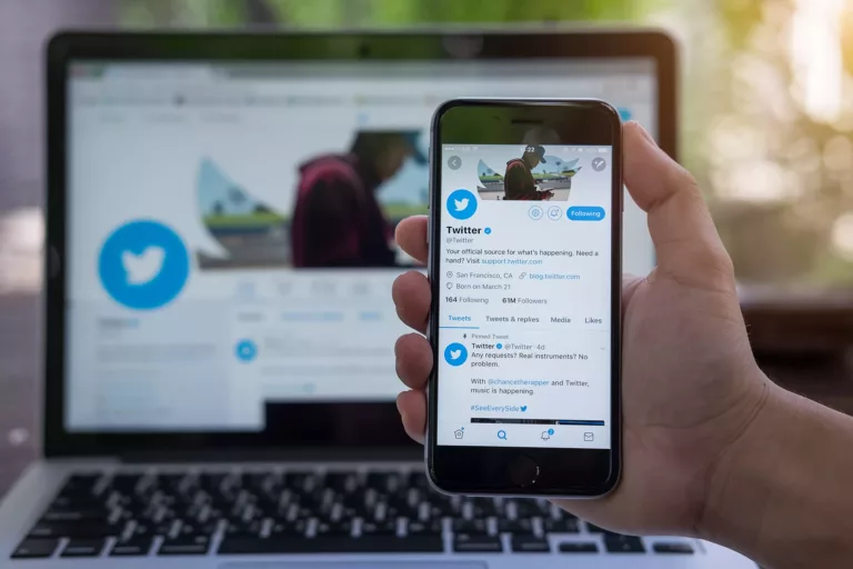 Why Twitter App Keeps Crashing on Your Phone? 9