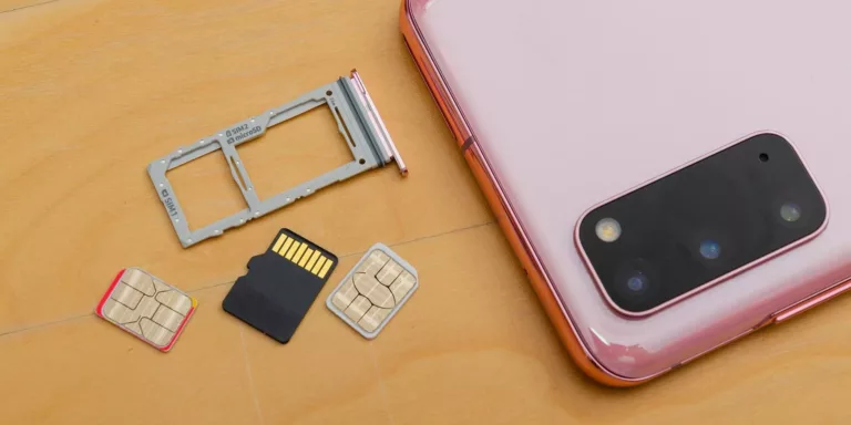 Exploring the SIM and Memory Card Features of the Samsung Galaxy S20 19