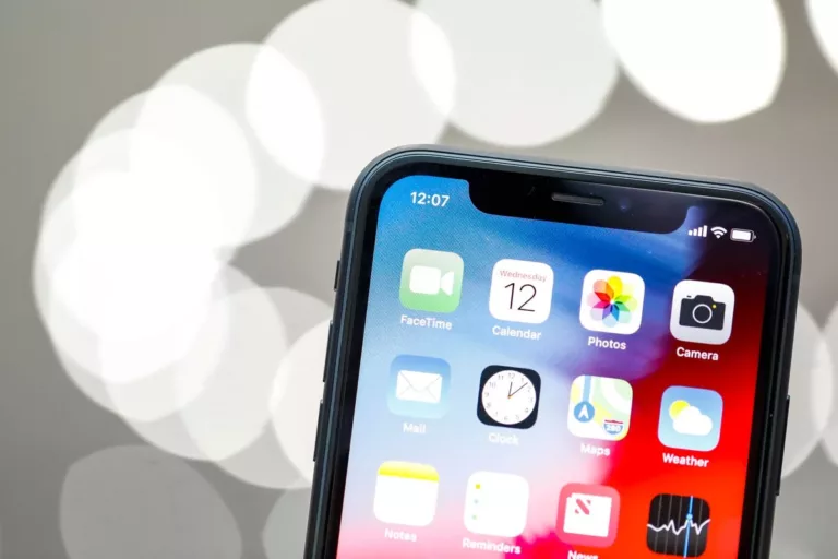 Unleashing the Power of the iPhone XR Front Camera 13