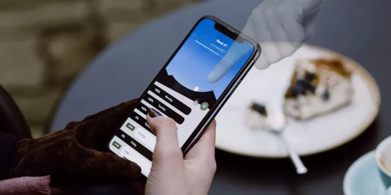 How to Troubleshoot iPhone XS Ghost Touch? 13