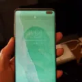 How to Solve Samsung S10 Screen Issues? 3