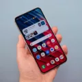 Uncovering the Mystery of Missing App Labels on Android 9