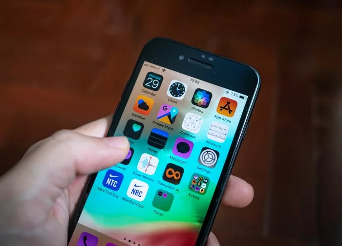 How Do You Get Color Back on Your Phone? 7