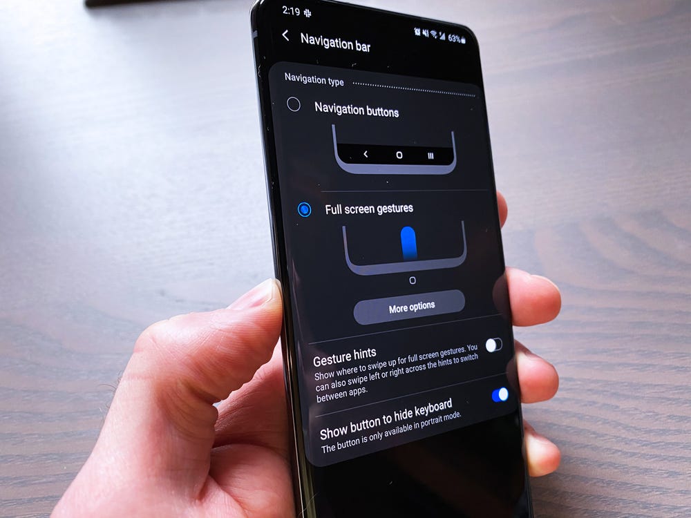 Exploring the Different Navigation Button Options on Your Phone 1