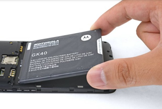 How To Clean Sticky Phone Buttons 5
